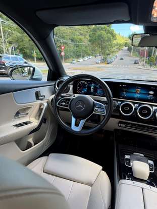 MERCEDES-BENZ-A 200-2020