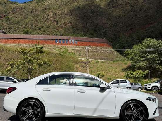 MERCEDES-BENZ-A 200-1.3 CGI GASOLINA ADVANCE SEDAN 7G-DCT MERCEDES-BENZ-A 200-2020