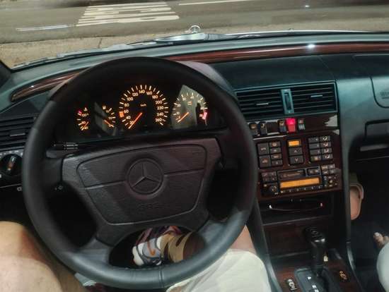 MERCEDES-BENZ-C 280-2.8 ELEGANCE 6 CILINDROS GASOLINA 4P AUTOMÁTICO MERCEDES-BENZ-C 280-1995