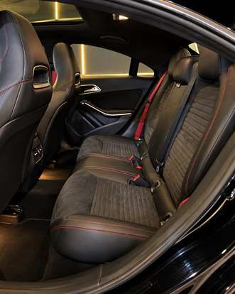 MERCEDES-BENZ-CLA 250-2017
