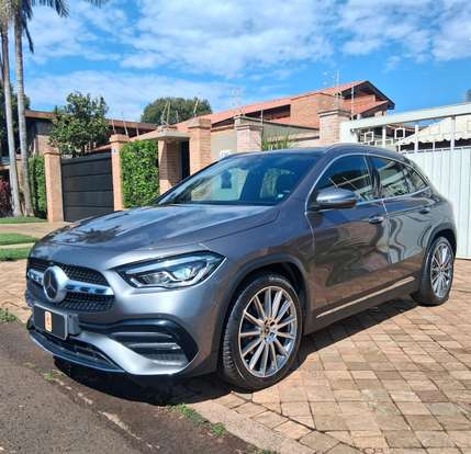 MERCEDES-BENZ-GLA 200-2021
