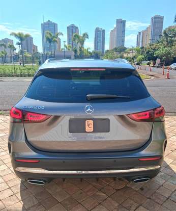 MERCEDES-BENZ-GLA 200-2021