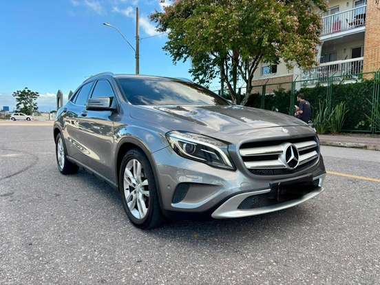 MERCEDES-BENZ-GLA 200-1.6 CGI ADVANCE 16V TURBO GASOLINA 4P AUTOMÁTICO MERCEDES-BENZ-GLA 200-2015