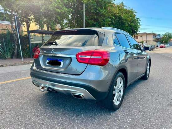 MERCEDES-BENZ-GLA 200-1.6 CGI ADVANCE 16V TURBO GASOLINA 4P AUTOMÁTICO MERCEDES-BENZ-GLA 200-2015
