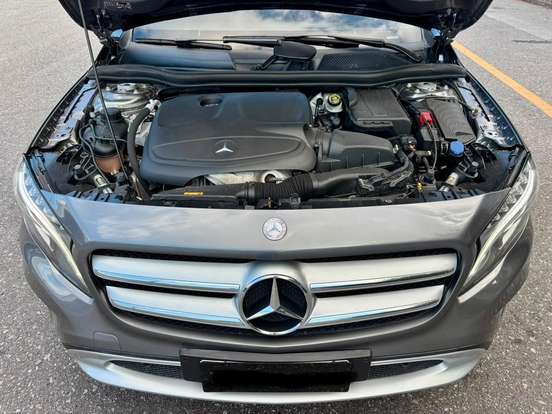 MERCEDES-BENZ-GLA 200-1.6 CGI ADVANCE 16V TURBO GASOLINA 4P AUTOMÁTICO MERCEDES-BENZ-GLA 200-2015