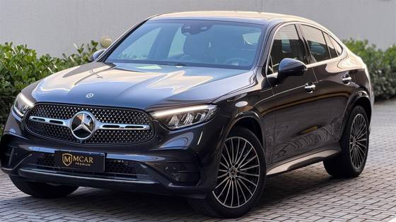 MERCEDES-BENZ GLC 300 2.0 MHEV AMG LINE COUPÉ 4MATIC 9G-TRONIC