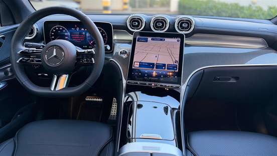 MERCEDES-BENZ-GLC 300-2025