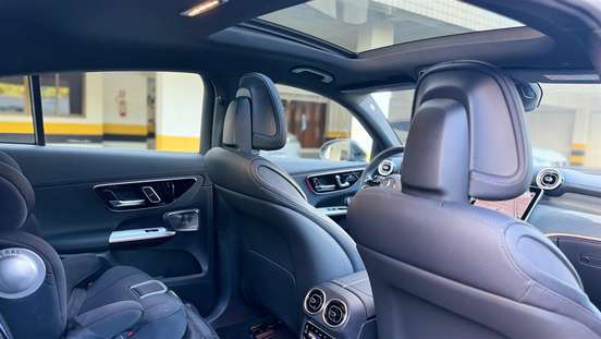 MERCEDES-BENZ-GLC 300-2025