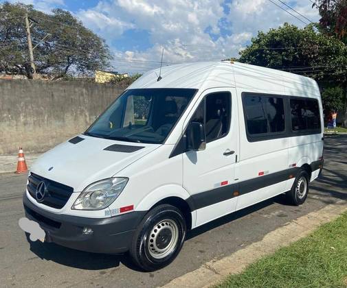MERCEDES-BENZ SPRINTER 2.2 311 CDI FURGÃO STREET 14 16V BI-TURBO DIESEL MANUAL