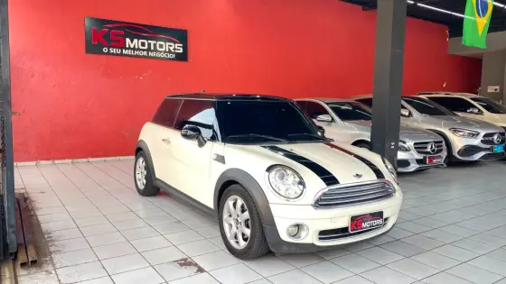 MINI COOPER 1.6 S JOHN COOPER WORKS 16V TURBO GASOLINA 2P AUTOMATICO