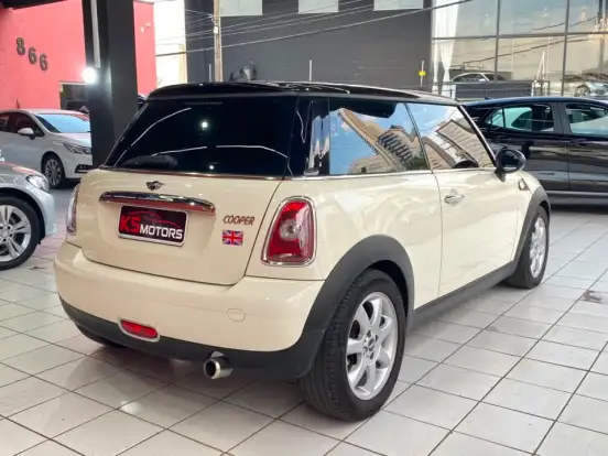 MINI-COOPER-1.6 S JOHN COOPER WORKS 16V TURBO GASOLINA 2P AUTOMATICO MINI-COOPER-2009