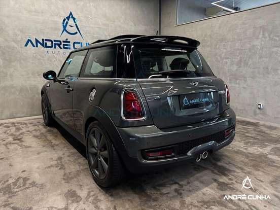 MINI-COOPER-2011