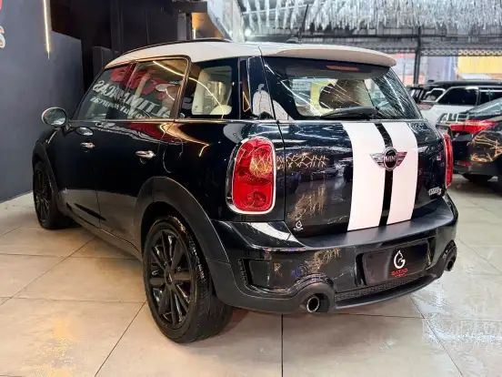 MINI-COUNTRYMAN-2010