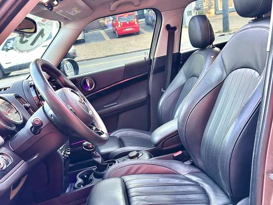 MINI-COUNTRYMAN-2018