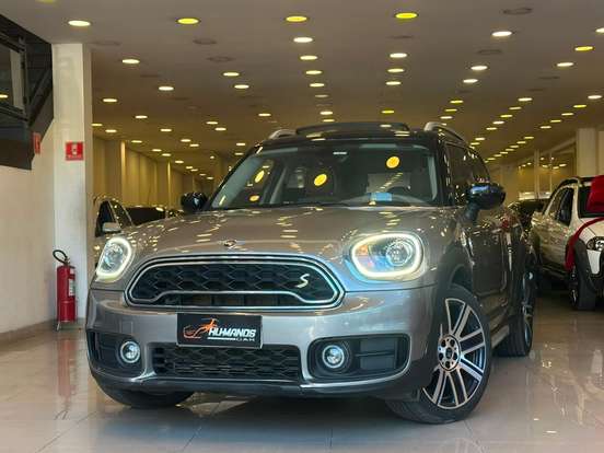 MINI-COUNTRYMAN-2020