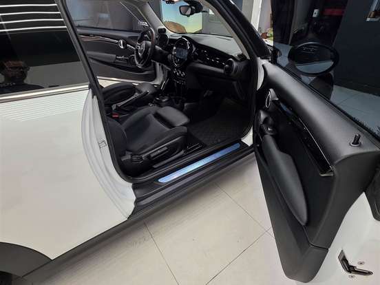 MINI-COOPER-2.0 16V TWINPOWER GASOLINA S TOP 2P STEPTRONIC MINI-COOPER-2023