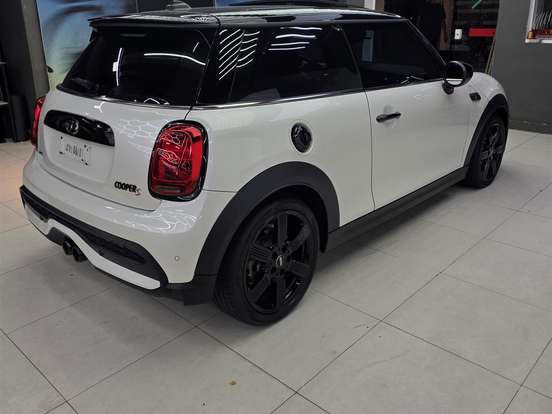 MINI-COOPER-2.0 16V TWINPOWER GASOLINA S TOP 2P STEPTRONIC MINI-COOPER-2023