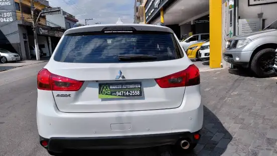 MITSUBISHI-ASX-2012