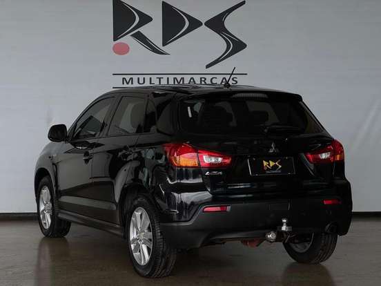 MITSUBISHI-ASX-2011