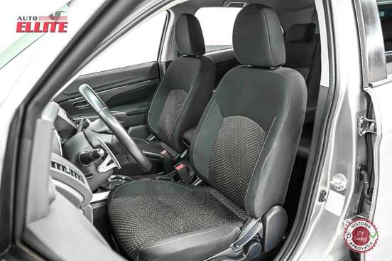 MITSUBISHI-ASX-2017