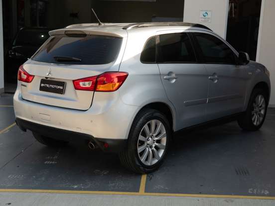 MITSUBISHI-ASX-2016