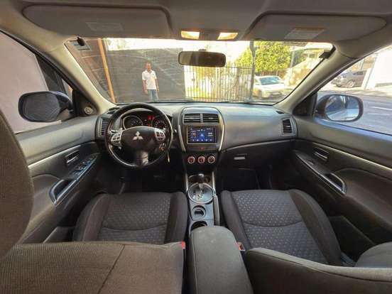 MITSUBISHI-ASX-2010