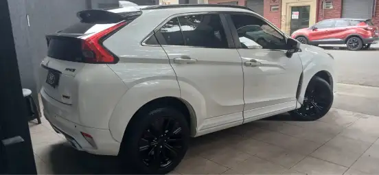 MITSUBISHI-ECLIPSE CROSS-2021