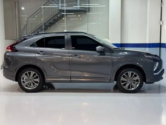 MITSUBISHI-ECLIPSE CROSS-1.5 MIVEC TURBO GASOLINA RUSH CVT MITSUBISHI-ECLIPSE CROSS-2025