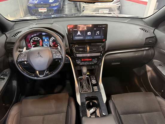 MITSUBISHI-ECLIPSE CROSS-1.5 MIVEC TURBO GASOLINA HPE-S BLACK S-AWC CVT MITSUBISHI-ECLIPSE CROSS-2025