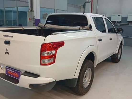 MITSUBISHI-L200 TRITON-2.4 16V TURBO DIESEL GL CD 4X4 MANUAL MITSUBISHI-L200 TRITON-2024