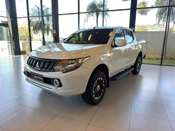 MITSUBISHI L200 TRITON 2.4 16V TURBO DIESEL GL CD 4X4 MANUAL