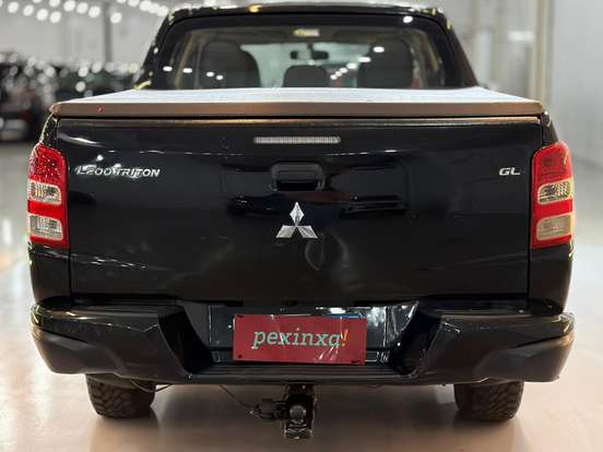 MITSUBISHI-L200 TRITON-2.4 16V TURBO DIESEL GL CD 4X4 MANUAL MITSUBISHI-L200 TRITON-2022