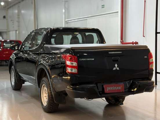 MITSUBISHI-L200 TRITON-2.4 16V TURBO DIESEL GL CD 4X4 MANUAL MITSUBISHI-L200 TRITON-2022