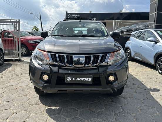 MITSUBISHI-L200 TRITON-2023