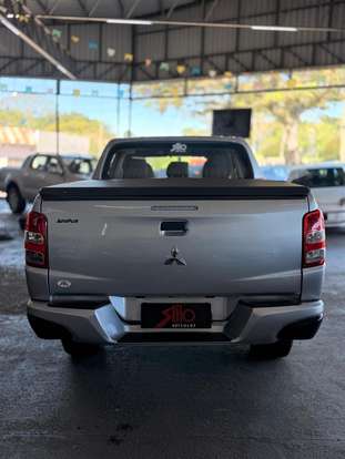MITSUBISHI-L200 TRITON-2022