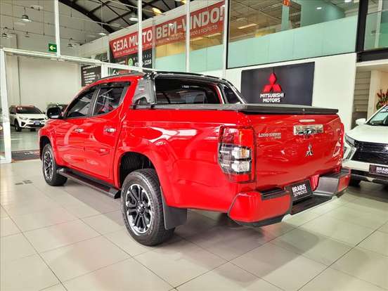 MITSUBISHI-L200 TRITON-2.4 16V TURBO DIESEL SPORT HPE CD 4P 4X4 AUTOMÁTICO MITSUBISHI-L200 TRITON-2023