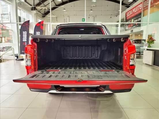 MITSUBISHI-L200 TRITON-2023