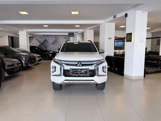 MITSUBISHI-L200 TRITON-2.4 16V TURBO DIESEL SPORT HPE CD 4P 4X4 AUTOMÁTICO MITSUBISHI-L200 TRITON-2022