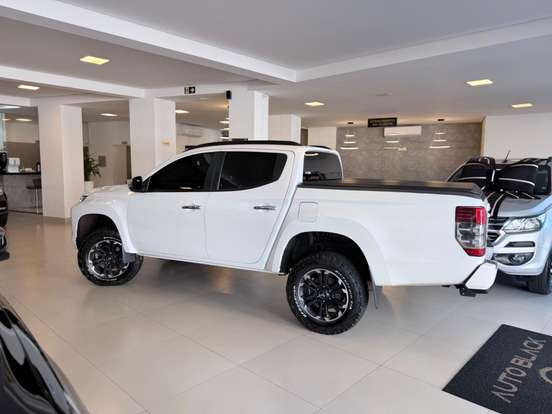 MITSUBISHI-L200 TRITON-2.4 16V TURBO DIESEL SPORT HPE CD 4P 4X4 AUTOMÁTICO MITSUBISHI-L200 TRITON-2022