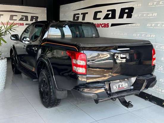 MITSUBISHI-L200 TRITON-2.4 16V TURBO DIESEL SPORT HPE TOP CD 4P 4X4 AUTOMÁTICO MITSUBISHI-L200 TRITON-2017