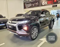 MITSUBISHI L200 TRITON 2.4 16V TURBO DIESEL SPORT HPE-S TERRA CD 4P 4X4 AUTOMÁTICO MITSUBISHI L200 TRITON 2.4 16V TURBO DIESEL SPORT HPE-S TERRA CD 4P 4X4 AUTOMÁTICO