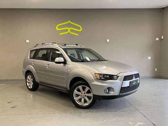 MITSUBISHI-OUTLANDER-2009