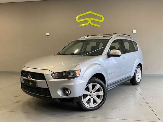 MITSUBISHI-OUTLANDER-2009