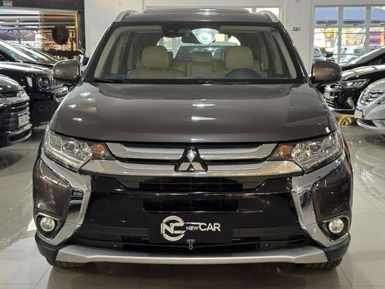 MITSUBISHI-OUTLANDER-2017