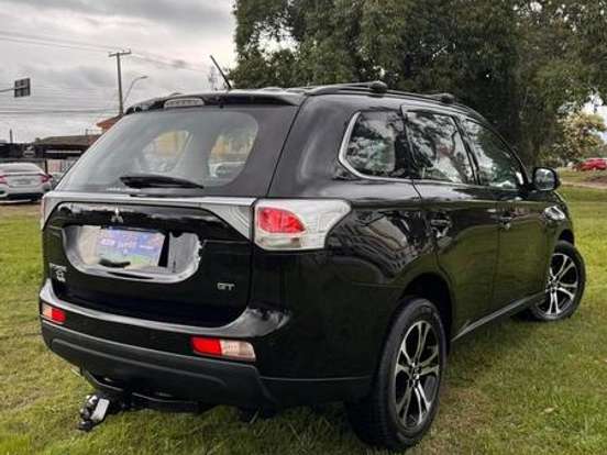 MITSUBISHI-OUTLANDER-3.0 GT 4X4 V6 24V GASOLINA 4P AUTOMÁTICO MITSUBISHI-OUTLANDER-2014