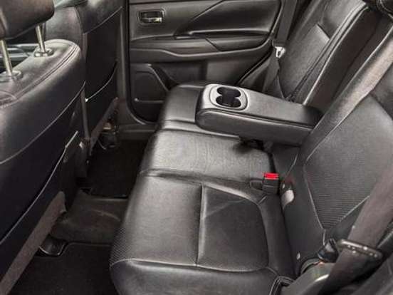 MITSUBISHI-OUTLANDER-3.0 GT 4X4 V6 24V GASOLINA 4P AUTOMÁTICO MITSUBISHI-OUTLANDER-2014