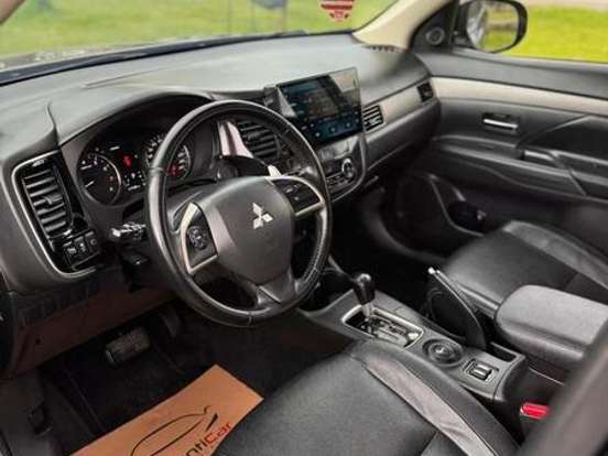 MITSUBISHI-OUTLANDER-3.0 GT 4X4 V6 24V GASOLINA 4P AUTOMÁTICO MITSUBISHI-OUTLANDER-2014