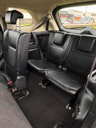 MITSUBISHI-OUTLANDER-2014