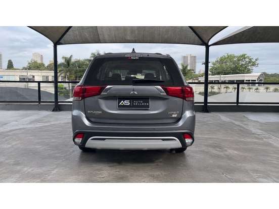 MITSUBISHI-OUTLANDER-3.0 MIVEC V6 GASOLINA HPE-S AWD AUTOMÁTICO MITSUBISHI-OUTLANDER-2018