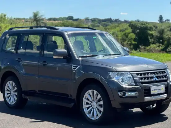 MITSUBISHI-PAJERO-3.2 HPE 4X4 7 LUGARES 16V TURBO INTERCOOLER DIESEL 4P AUTOMÁTICO MITSUBISHI-PAJERO-2018